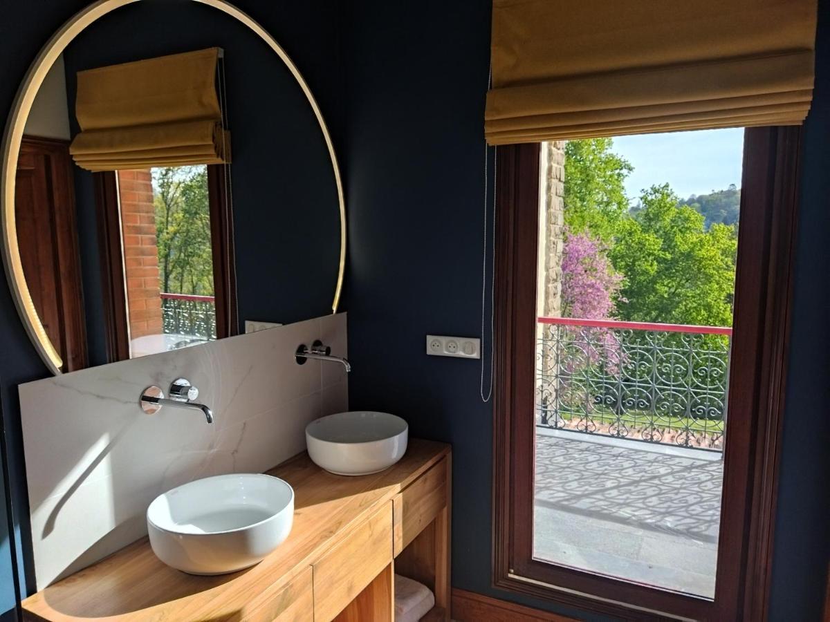 Domaine De La Tisnere Bed & Breakfast Gelos Bagian luar foto