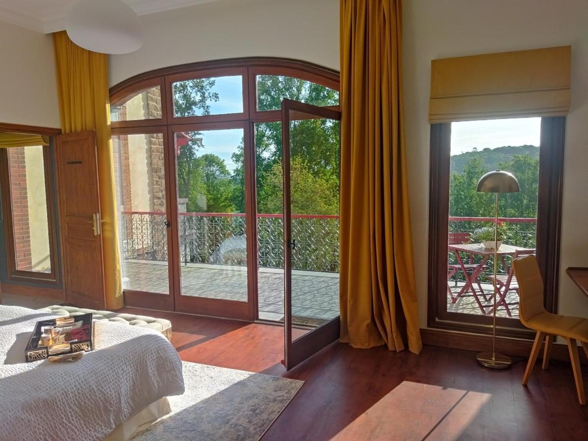 Domaine De La Tisnere Bed & Breakfast Gelos Bagian luar foto